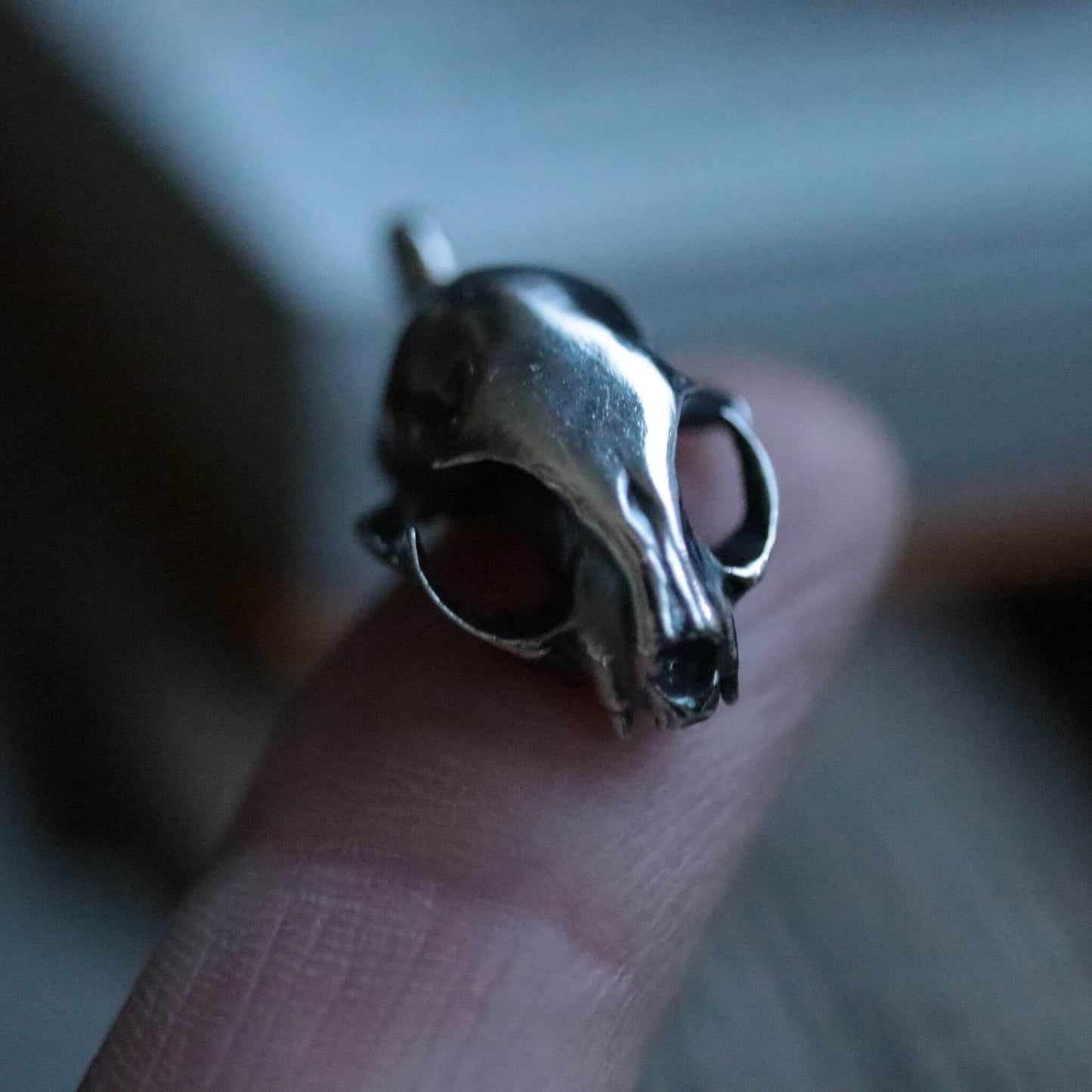 Freyja's Shadow - Cat skull Pendant