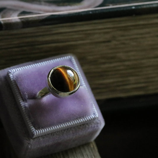 Tigers Eye ring - size UK K / US 5.5