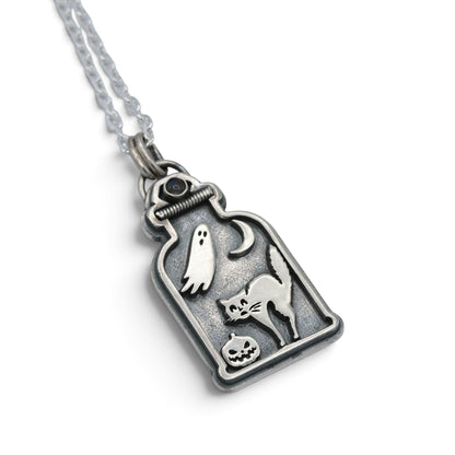 Boo's Potion - pendant