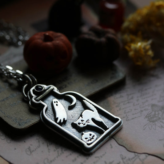 Boo's Potion - pendant