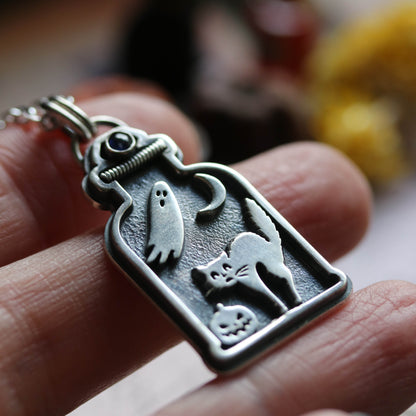 Boo's Potion - pendant