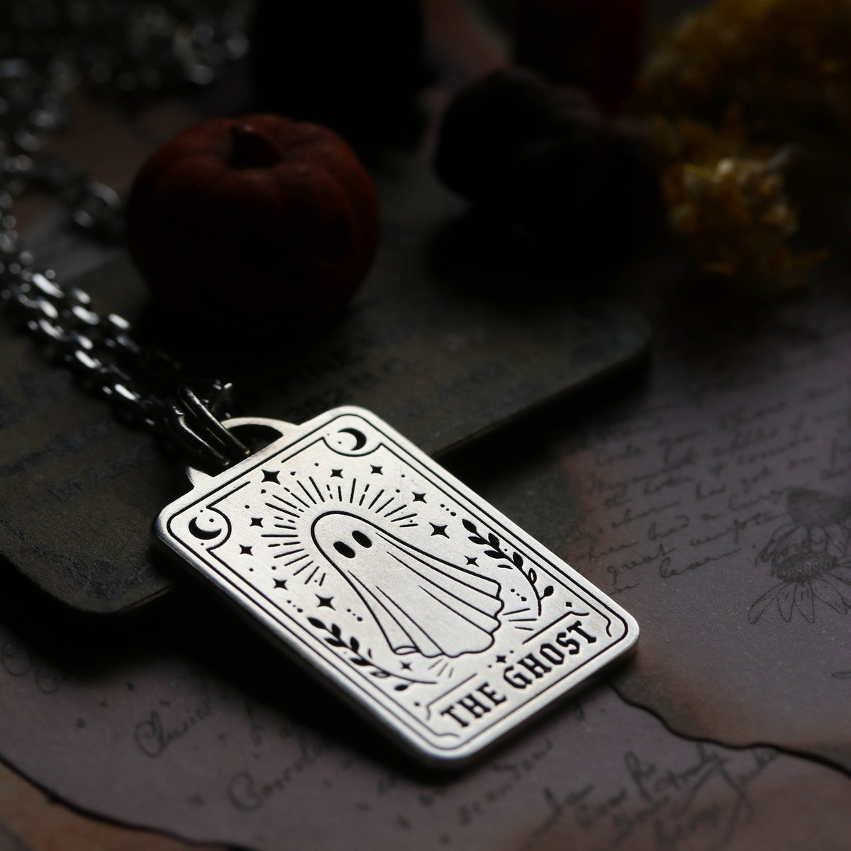 The Ghost - pendant