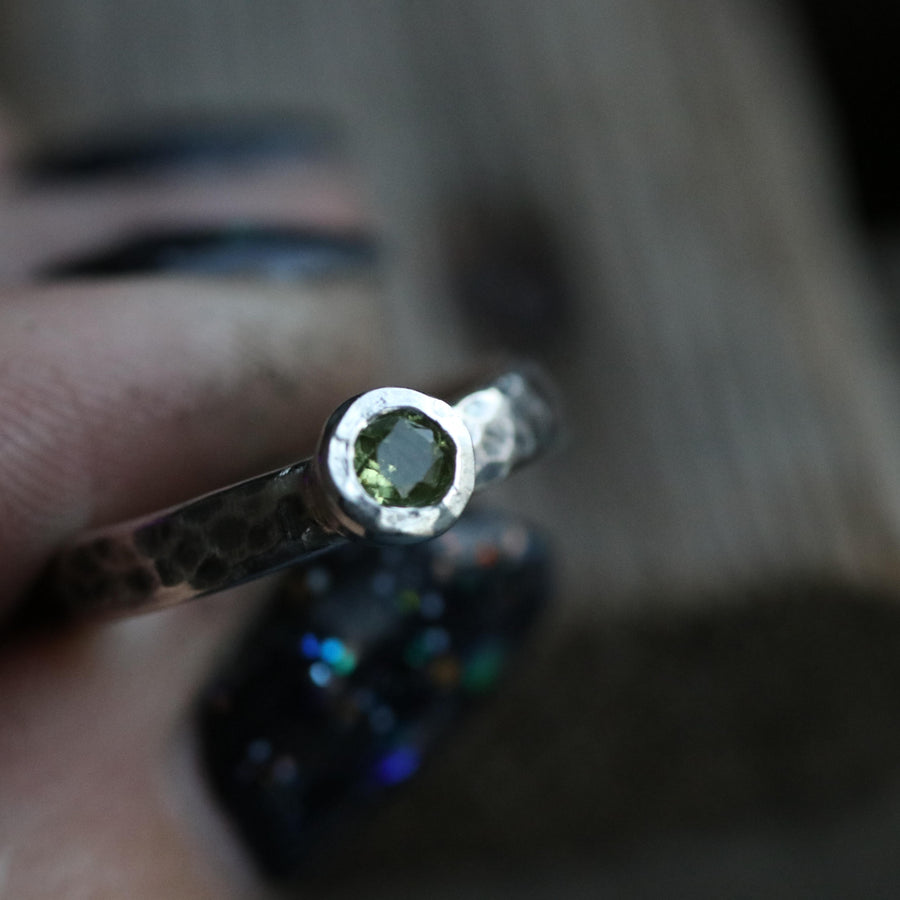Peridot Earthstone ring - size UK L // US 6