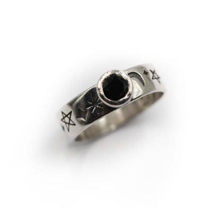 Black Spinel Spellbound Ring - UK O / US 7.5