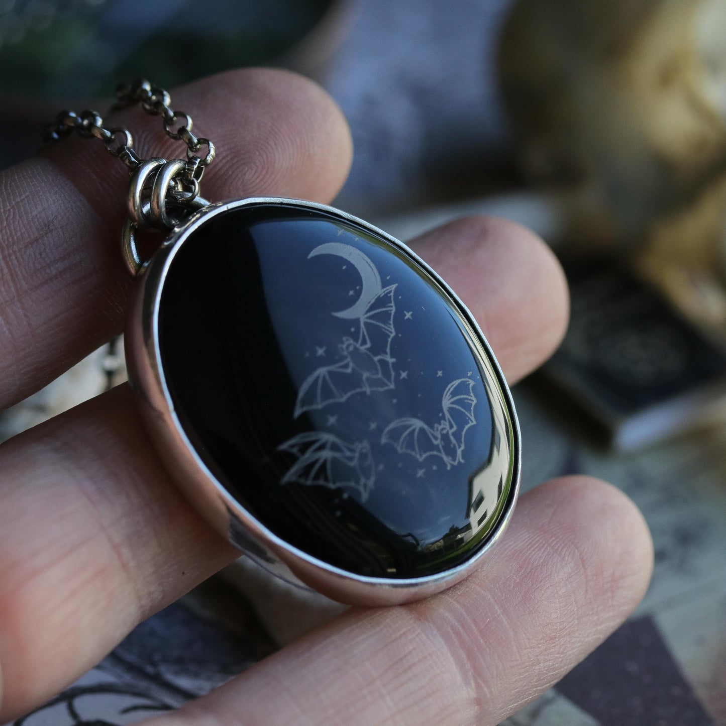 Night Queen - Onyx pendant