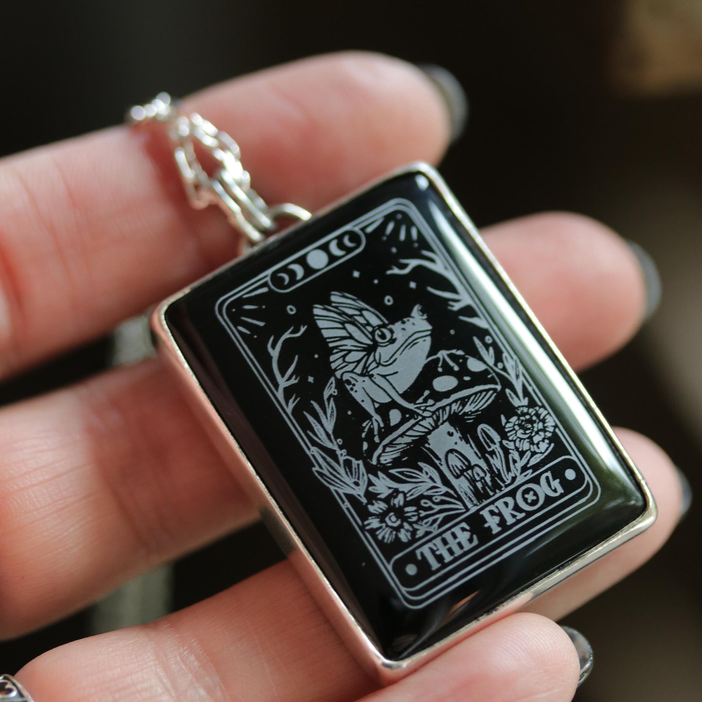 Frog Queen - Onyx pendant