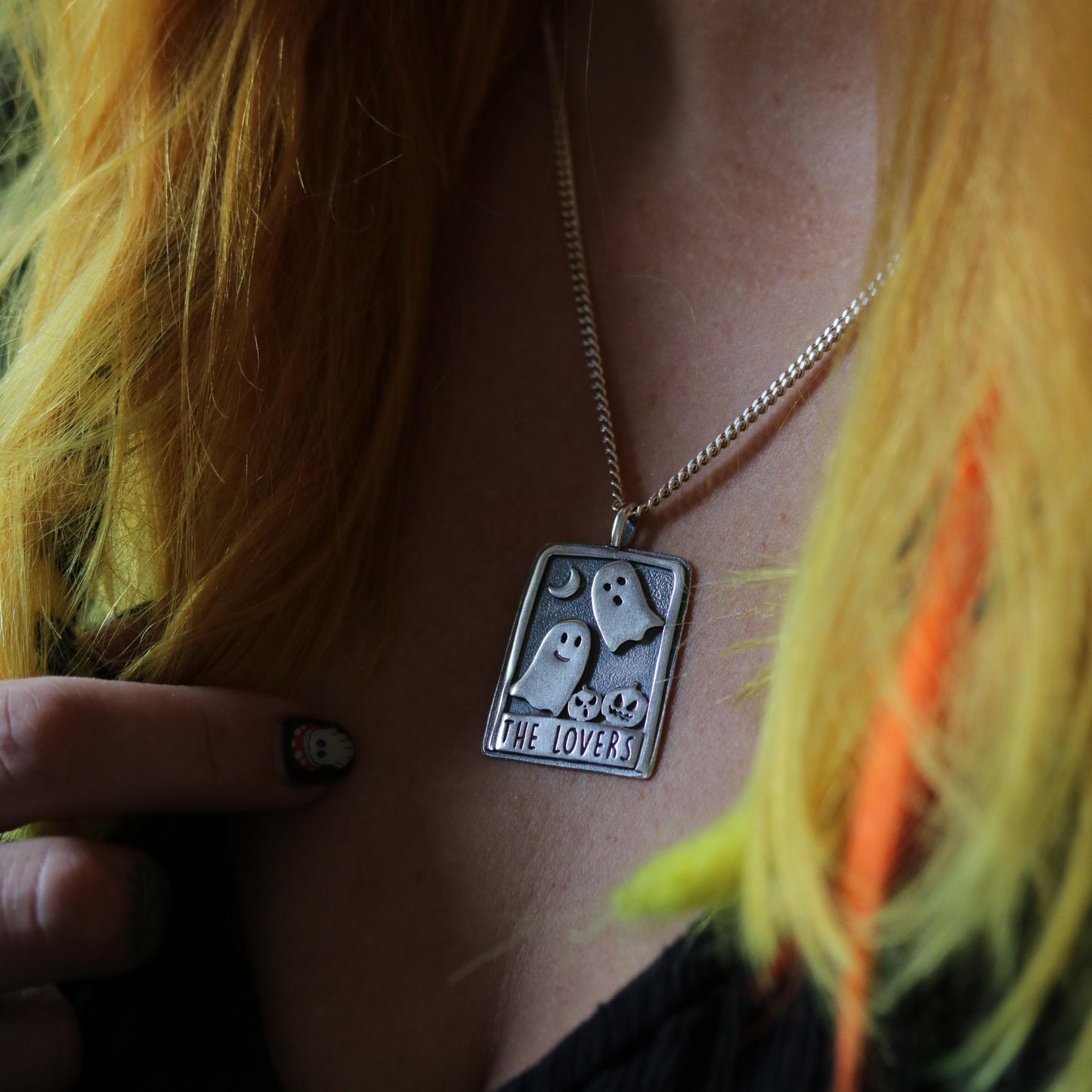 The Lovers - Ghost pendant