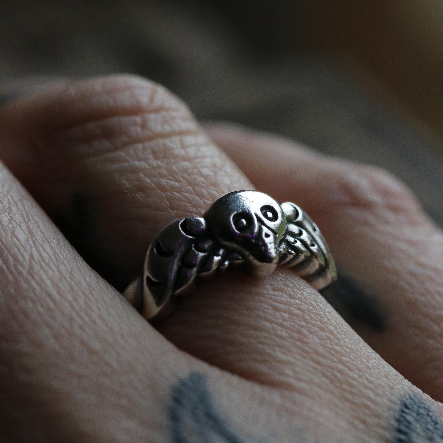 The winged skull ring