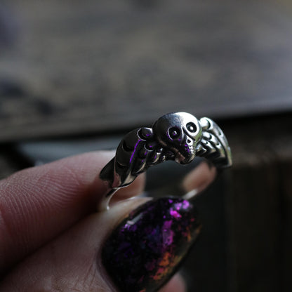 The winged skull ring