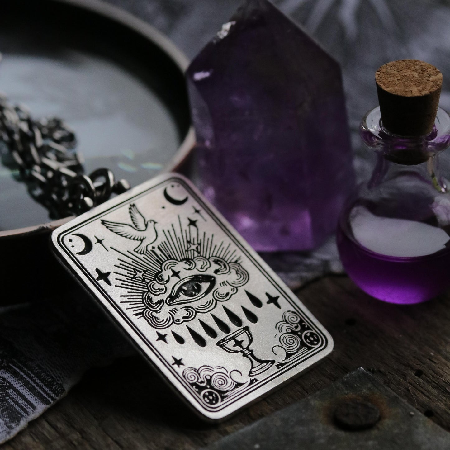 The grief card - pendant