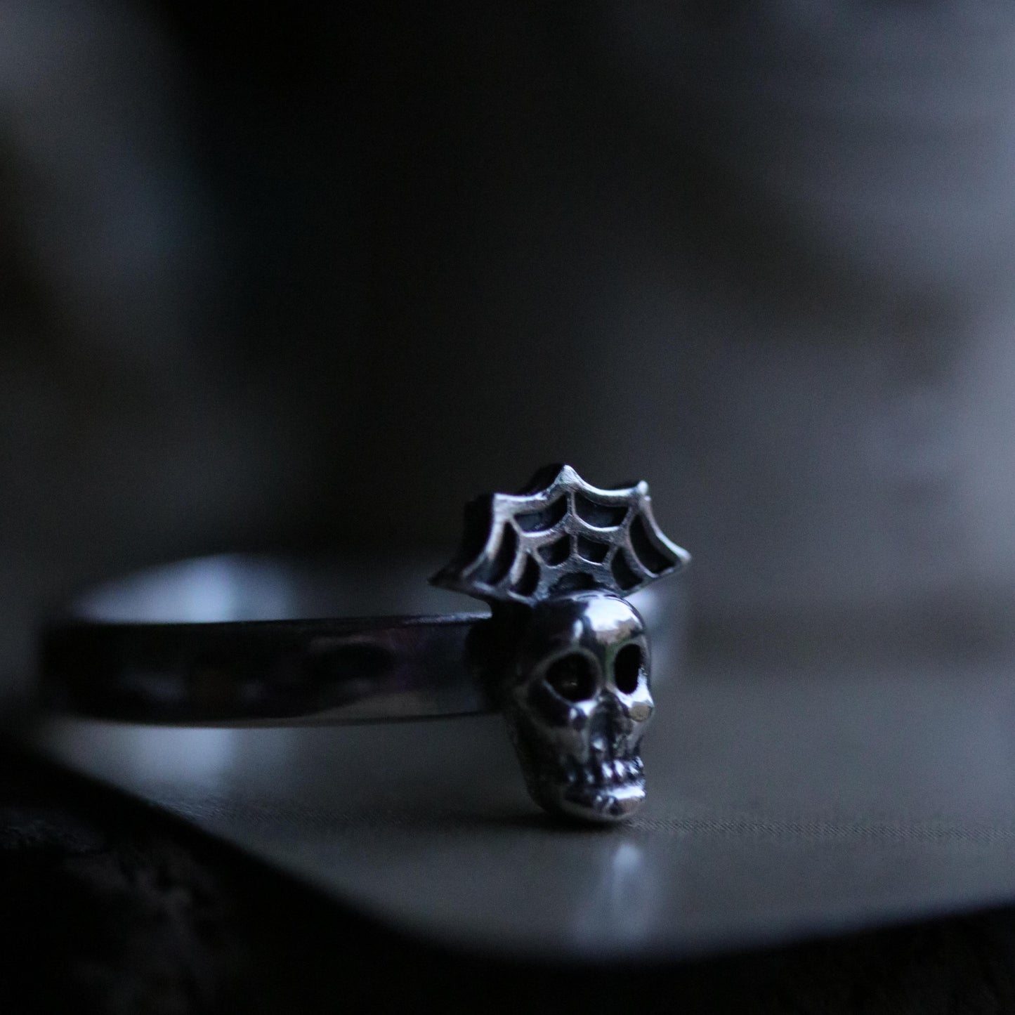 Midwinter Queen (various sizes)